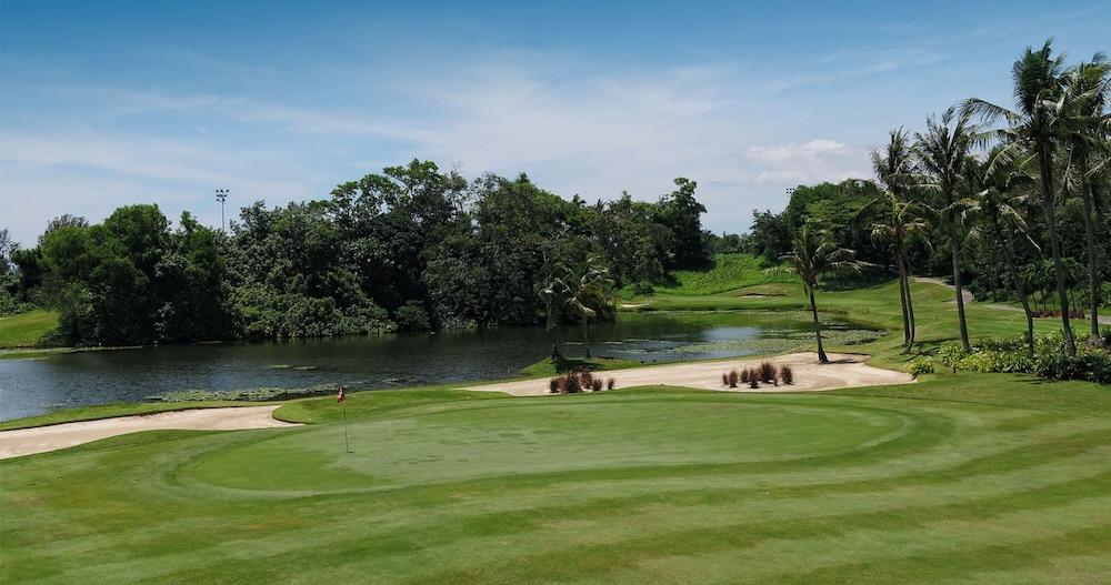Empire Hotel And Country Club Brunei Бандар-Сери-Бегаван Экстерьер фото
